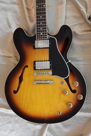 Gibson - ES 335 50 TH ANNIVERSARY   2009 
