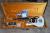 		Fender - JAGUAR USA  VINTAGE 62  WHITE   2003 
		