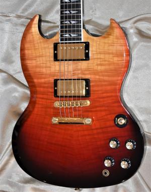 Gibson - SG SUPREME  TRIBURST 2005 
