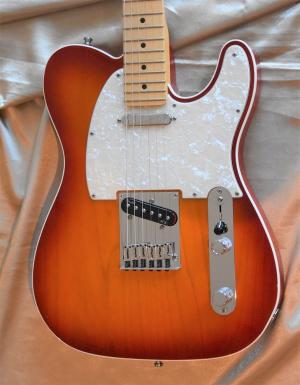 Fender - TELECASTER AMERICAN DELUXE année 2014 
