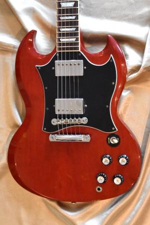 Gibson - SG STANDARD  CHERRY année 2000 
