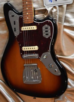 Fender - jaguar 60s vintera  année 2021 
