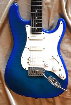 Fender - STRATOCASTER  ULTRA BLUE BURST  année 1993 
