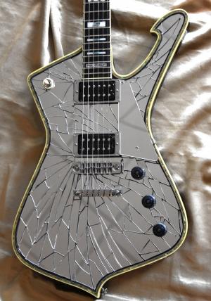 Ibanez - PAUL STANLEY PS1CM année 2016 
