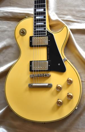 Gibson - Les Paul   Custom Randy RHOADS 74  signature année 2010 
