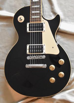 Gibson - Les Paul Standard   50  ebony année 2006 
