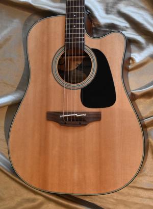 Takamine - P2DC PRO SERIES   MIJ 
