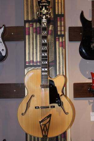 D'ANGELICO - New Yorker NYL-2 Natural
