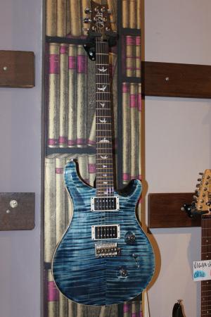 PRS - Custom - Custom 24   Faded Whale Blue
