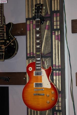 Gibson - LP R9  2004 Historic Reissue  Sunburst
