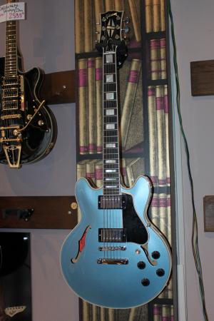 Gibson - ES 359 LTD 2010 Pelham Blue
