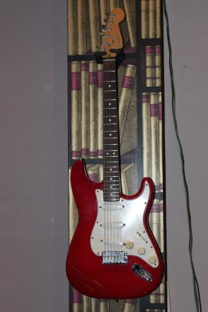 Fender - American -  STD Stratocaster Fender 50 th 1996 Red 
