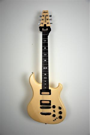 ARIA PRO II - RSX80  1983  JAPAN PEARL WHITE 
