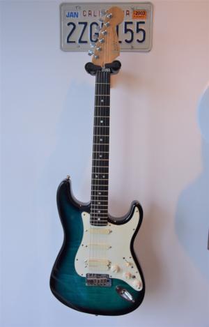 Fender - STRATOCASTER ULTRA 1992 
