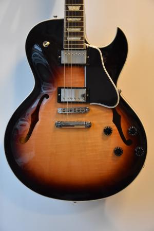 Gibson - ES 137 CLASSIC 2011 
