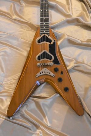 Gibson - FLYING V2   1979 
