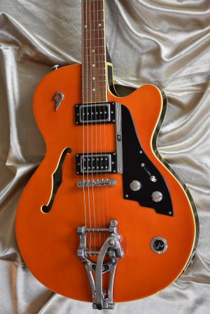 DUESENBERG - CARL CARLTON SIGNATURE 2002 
