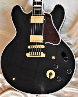 Gibson - LUCILLE 355  BB KING 2010  
