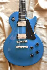 Gibson LP STUDIO  METALLIC BLUE LTD  anne 2004